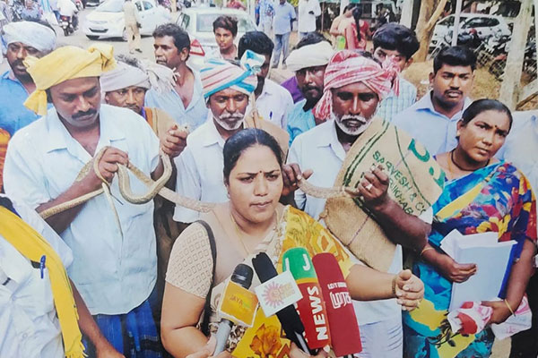 Protest For Seeking Community Certificates